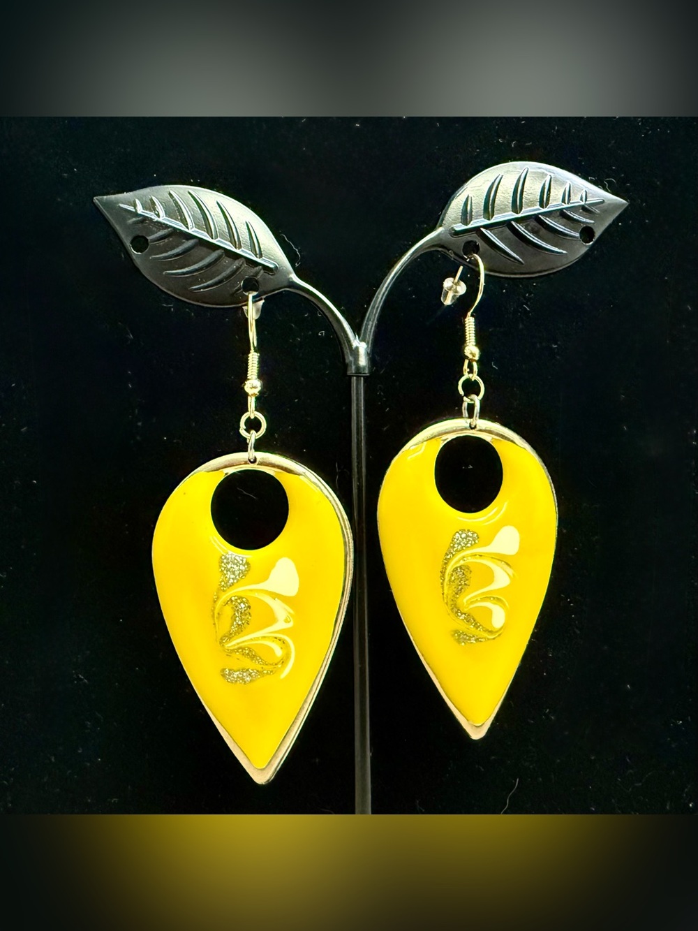 Vintage Yellow Enamel Teardrop Dangle Earrings Gold Tone Abstract Swirl Boho